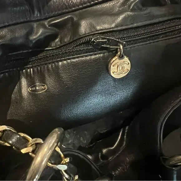Chanel Black Canvas CC Chain Bucket Bag, Rare Vintage, Made in Italy - Picture 12 of 15